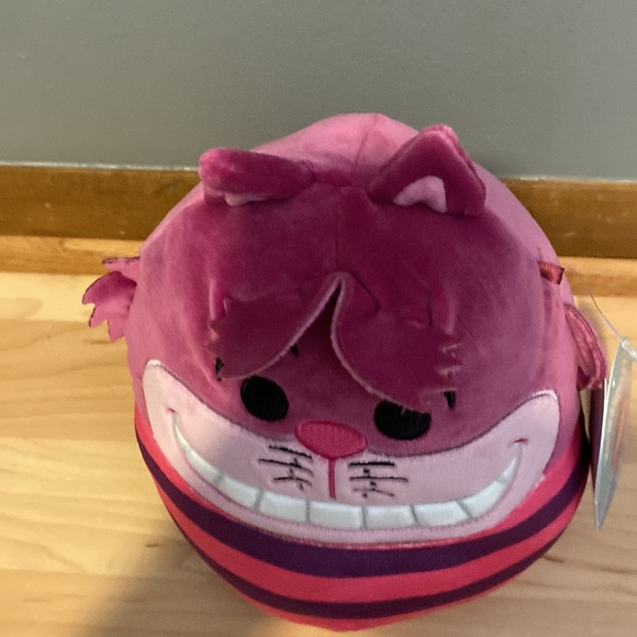 BRAND NEW SQUISHMALLOW NAMED CHESHIRE THE CAT 11”! YEAR 2023. SMOKE FREE HOME! - Picture 5 of 6